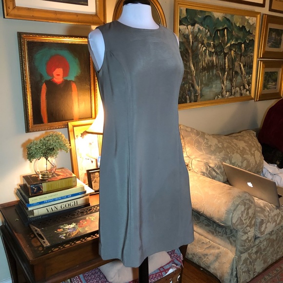 Iris Singer Collection Executive Suit - size 8 - Picture 2 of 7